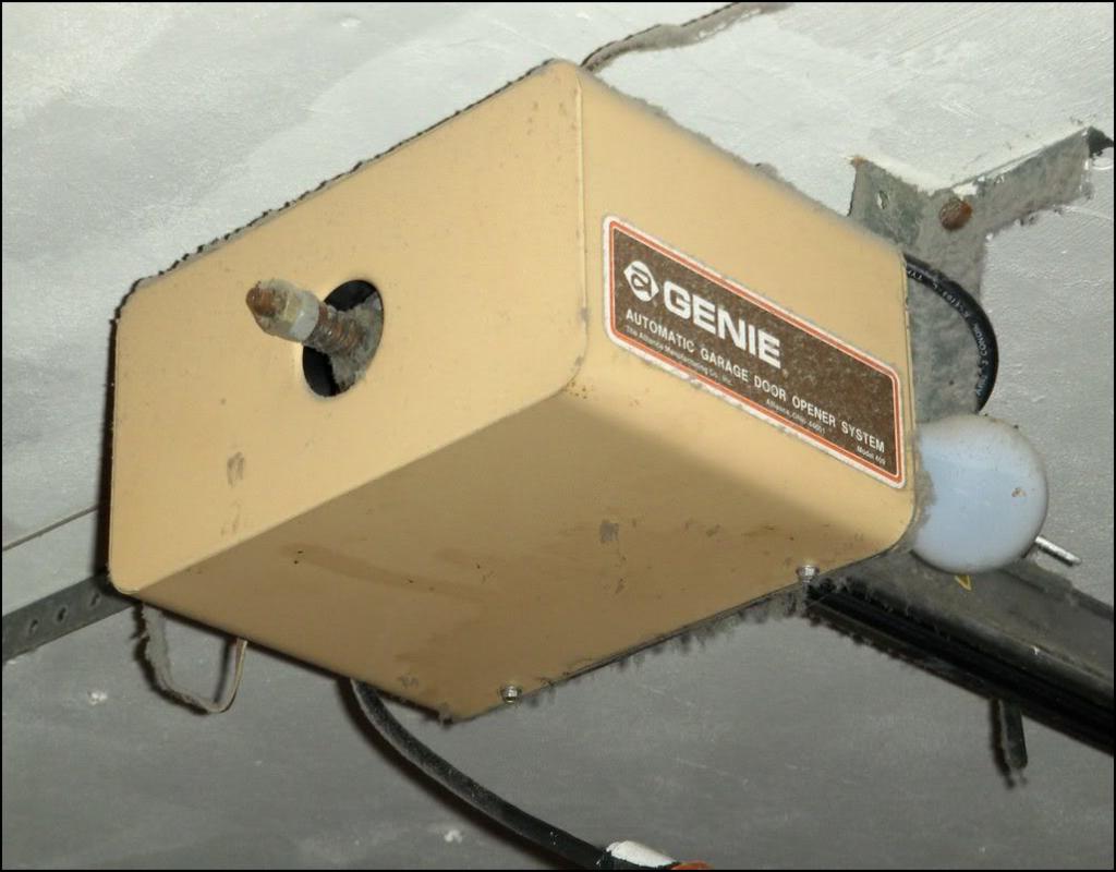 1993 Genie Garage Door Opener