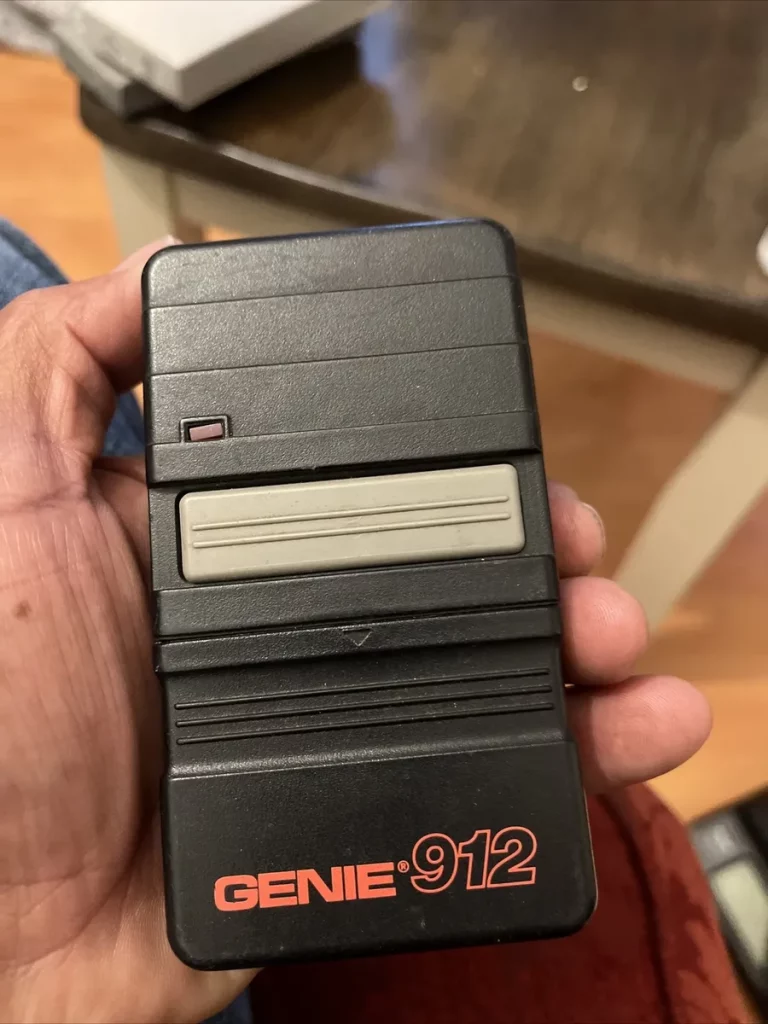 Genie 912 Garage Door Opener Remote