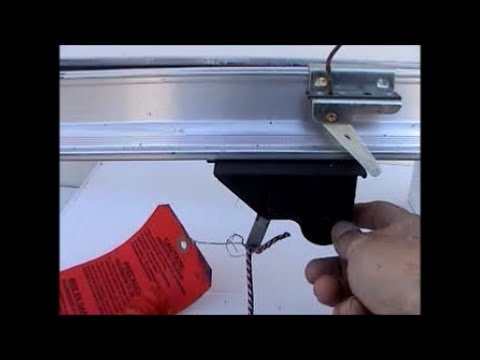 Genie Screw Drive Garage Door Opener Failure Repair Part 1