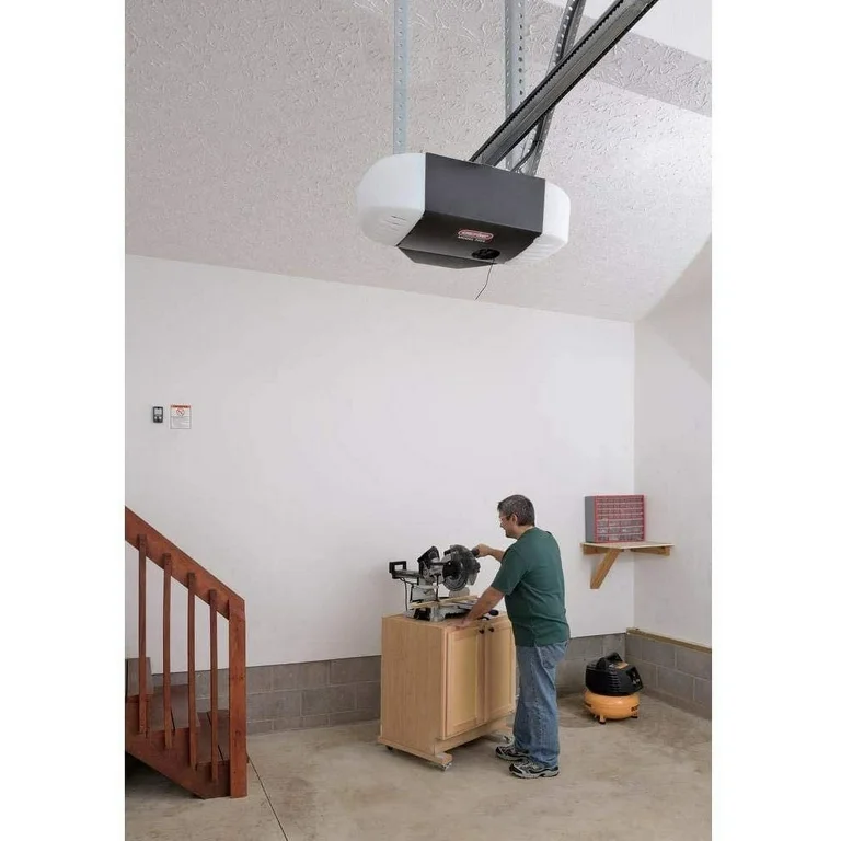 Genie 1.25 Hp Quiet Belt Drive Garage Door Opener
