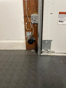 Genie Garage Door Opener Won'T Open After Power Outage