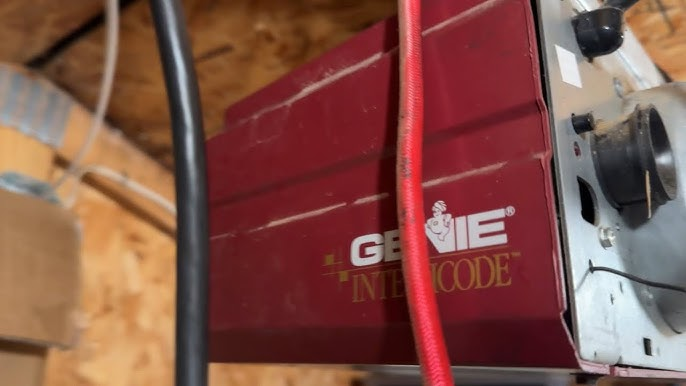 1990S Genie Intellicode Screw Drive Garage Door Opener