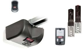 Genie Belt Chain Drive Garage Door Opener 2028