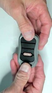 My Genie Garage Door Opener Remote Stopped Working