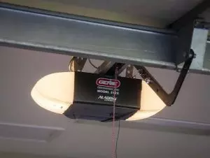 Pictures Of Older Genie Garage Door Opener