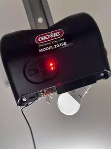 Genie Garage Door Opener Red Light